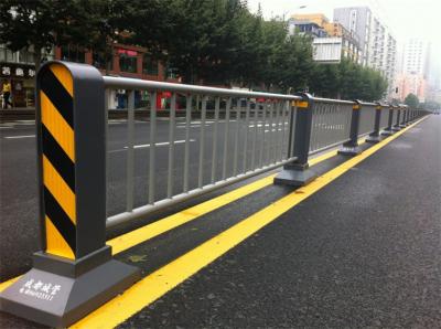 道路護(hù)欄 